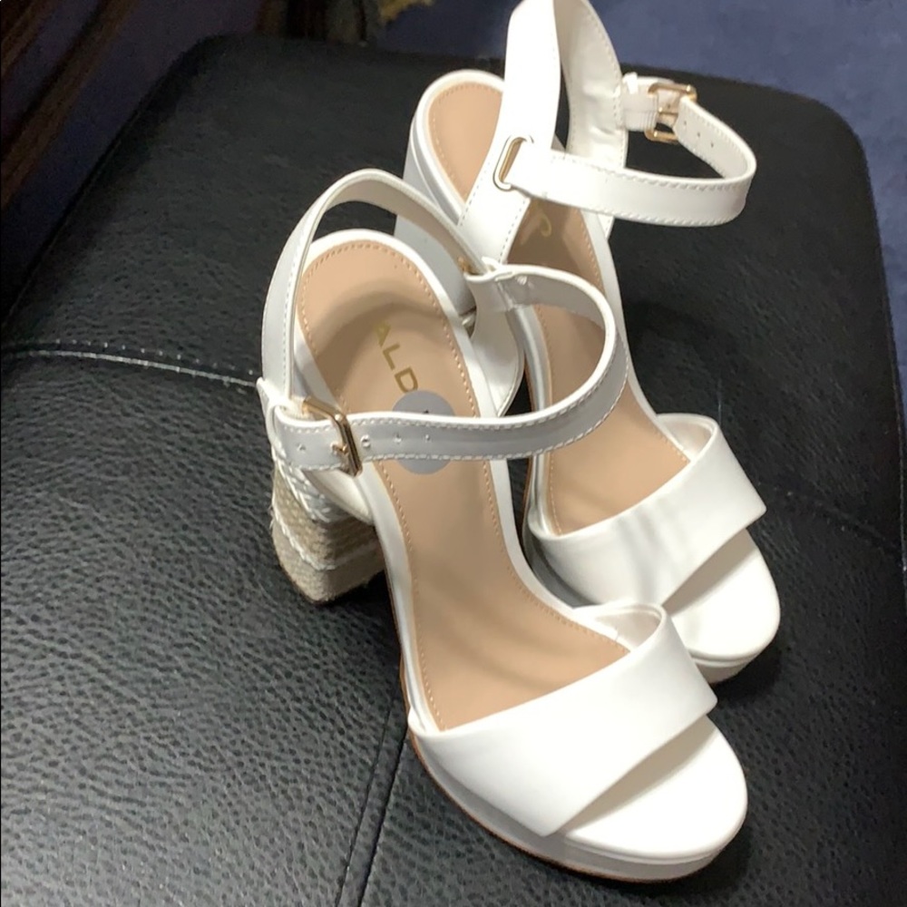 Aldo brand new white heels